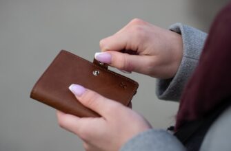 best hardware wallet for iphone