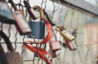 anonymize private key in cold storage low cost