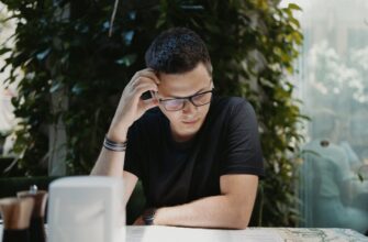 earn interest sol on aave
