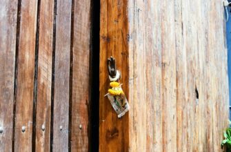 is it safe to secure private key safely