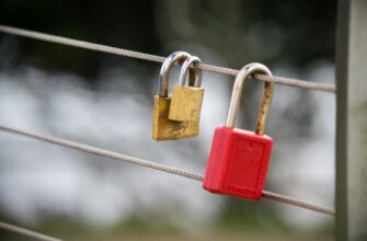 lock tokens eth on aave best apy